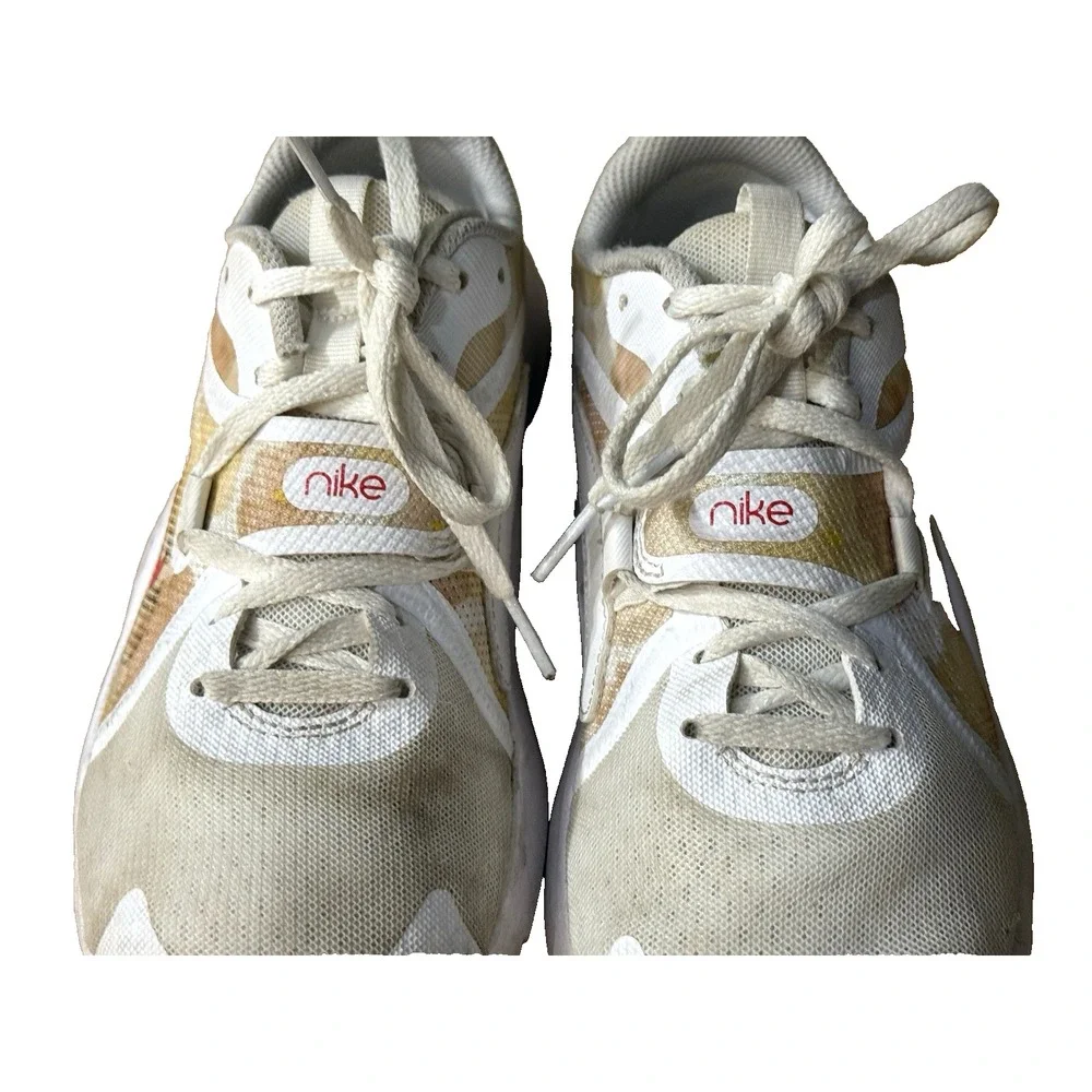 Nike wmns season